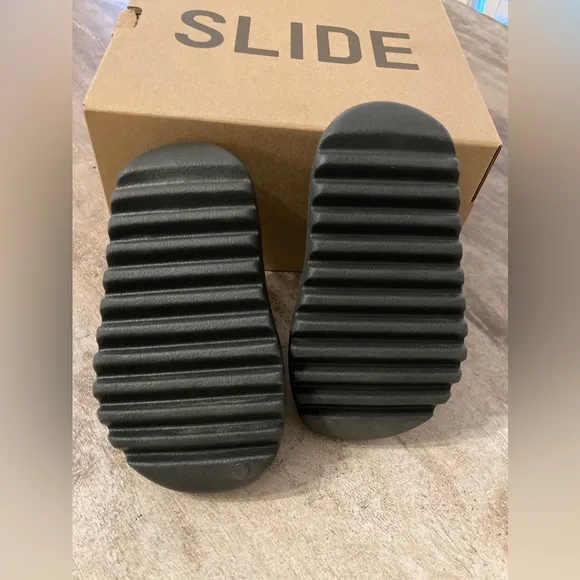 Adidas Yeezy Slides,  New in Box, Size 10k