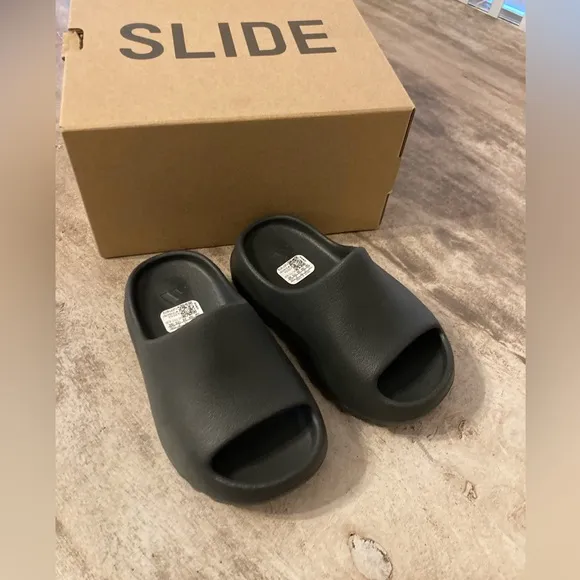 Adidas Yeezy Slides,  New in Box, Size 10k