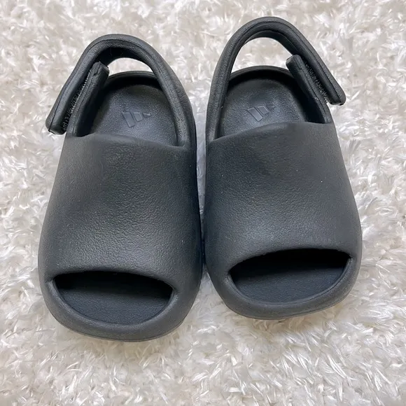 ADIDAS/YEEZY || Slides (5K)