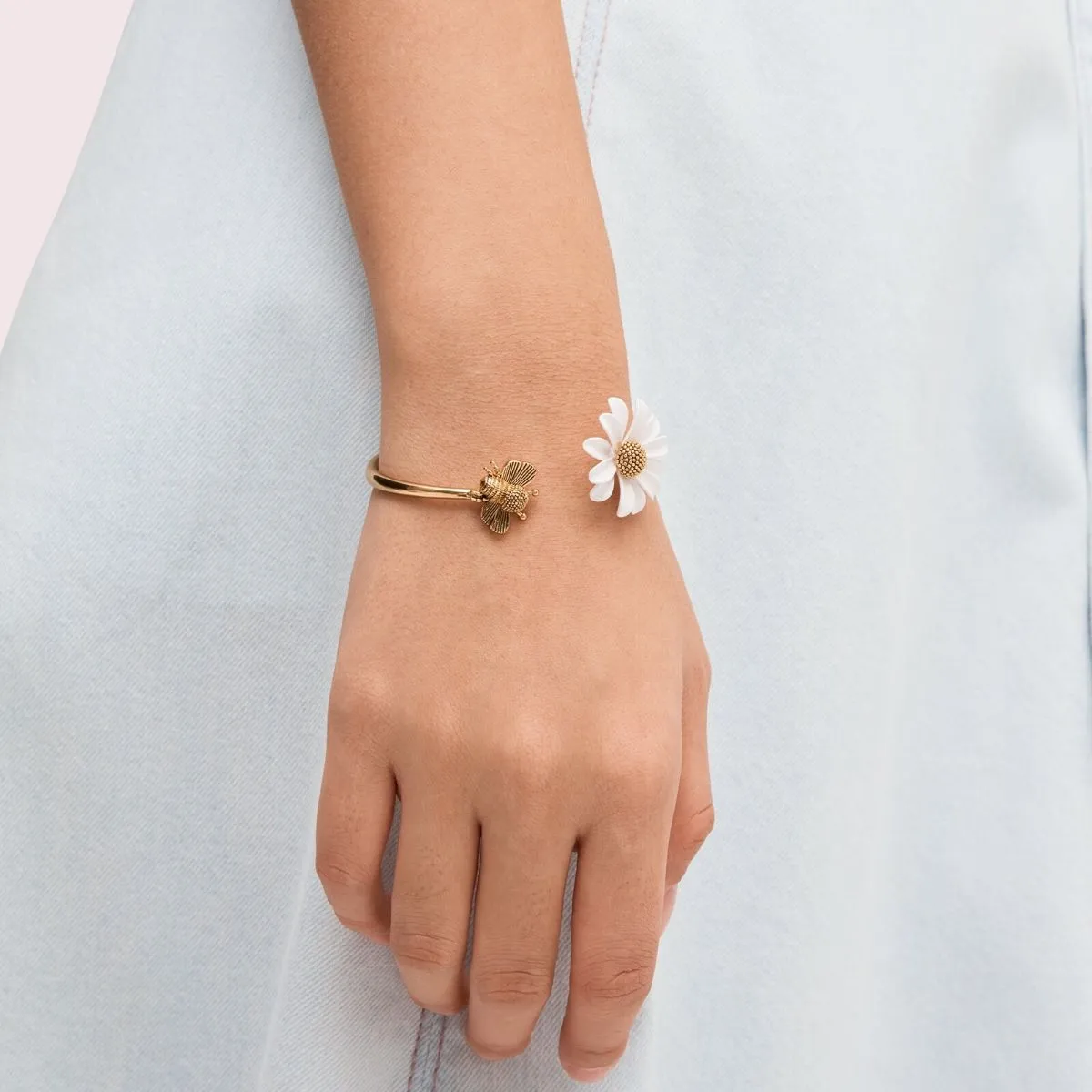 All Abuzz Bee Open Hinged Cuff