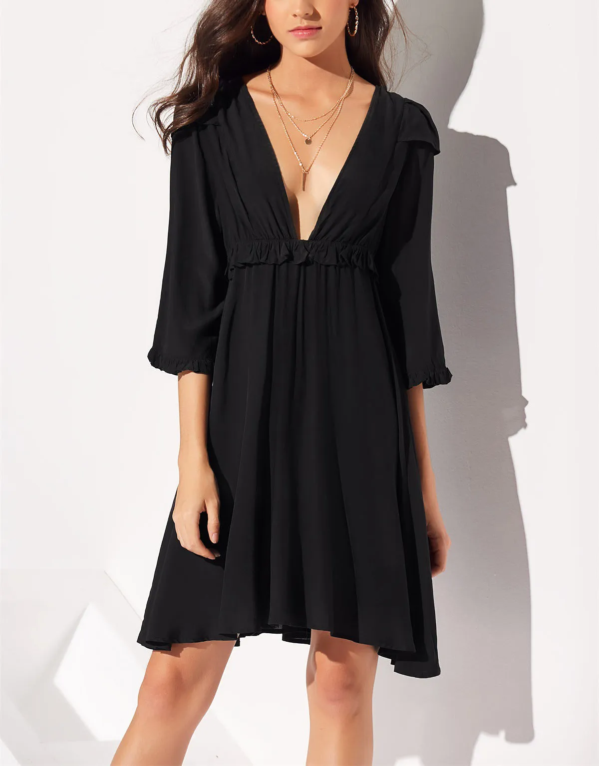 Bohemian Ruffled V-neck Cropped Sleeve Dress