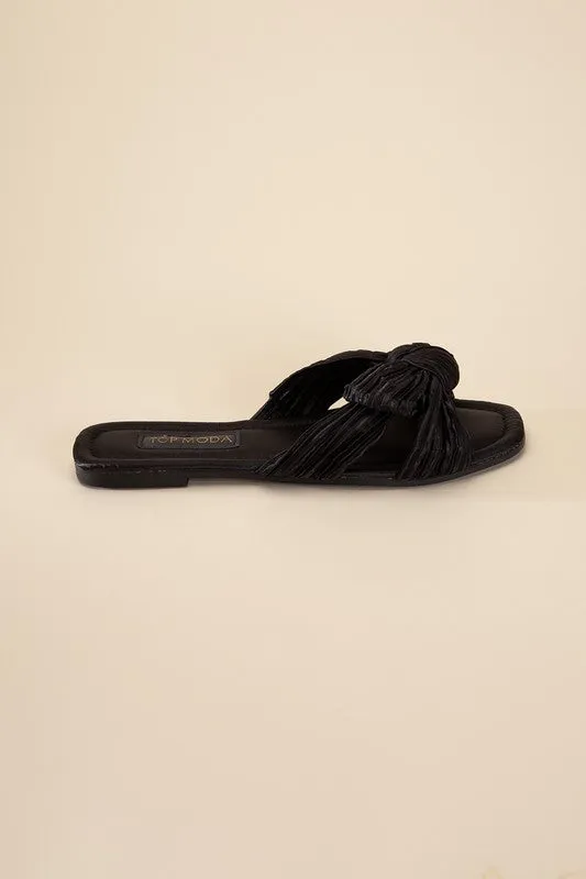 Bow Flat Slides