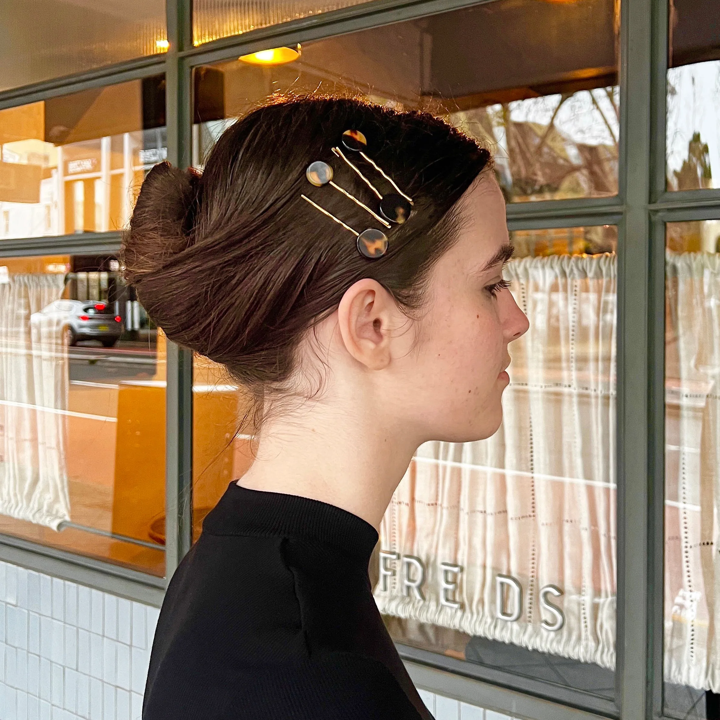 Button Light Tortoiseshell Hair Slide Set
