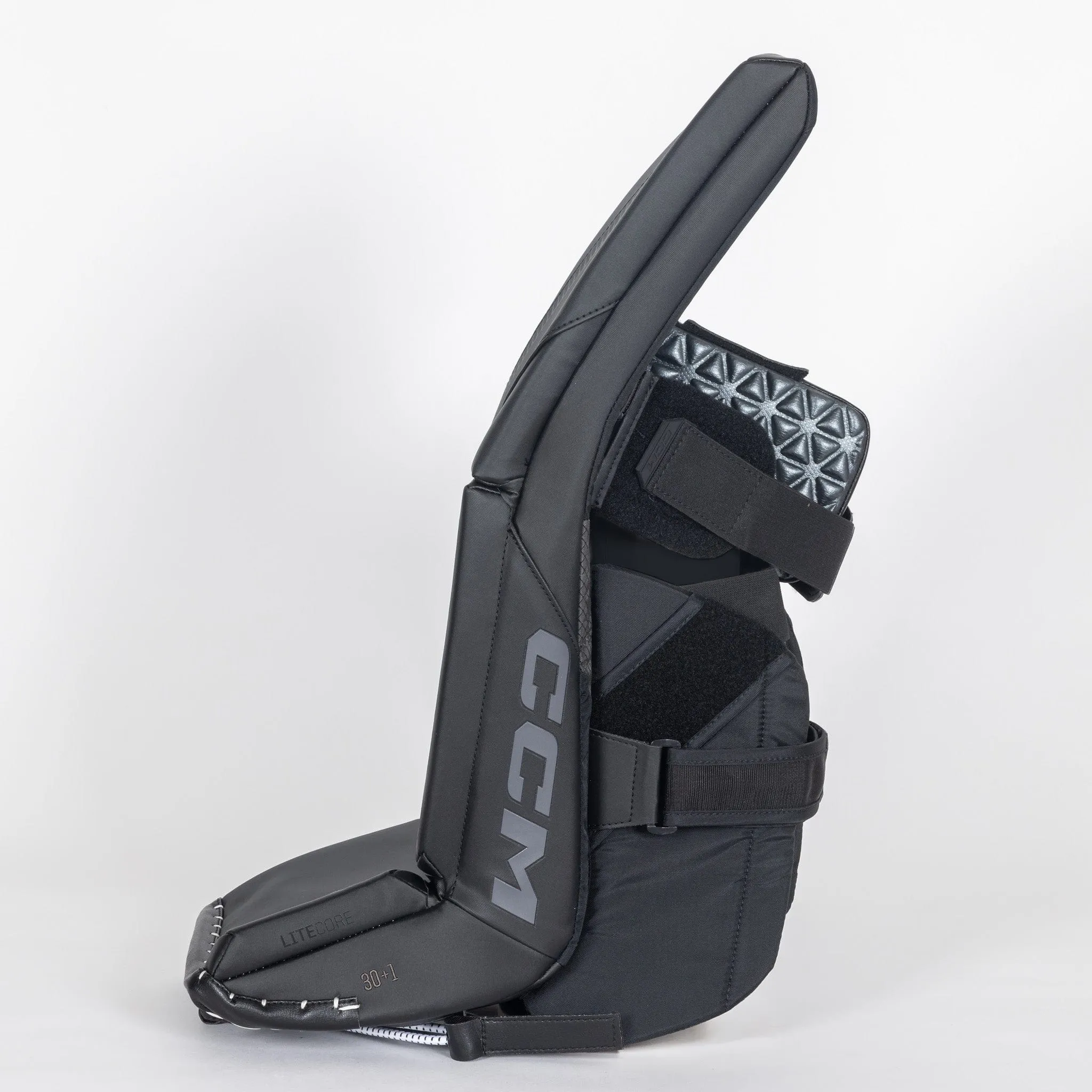 CCM Axis F9 Intermediate Goalie Leg Pads - SDC