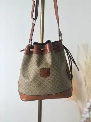 CELINE Macadam Blason Drawstring Shoulder bag Beige Vintage ugdzs4