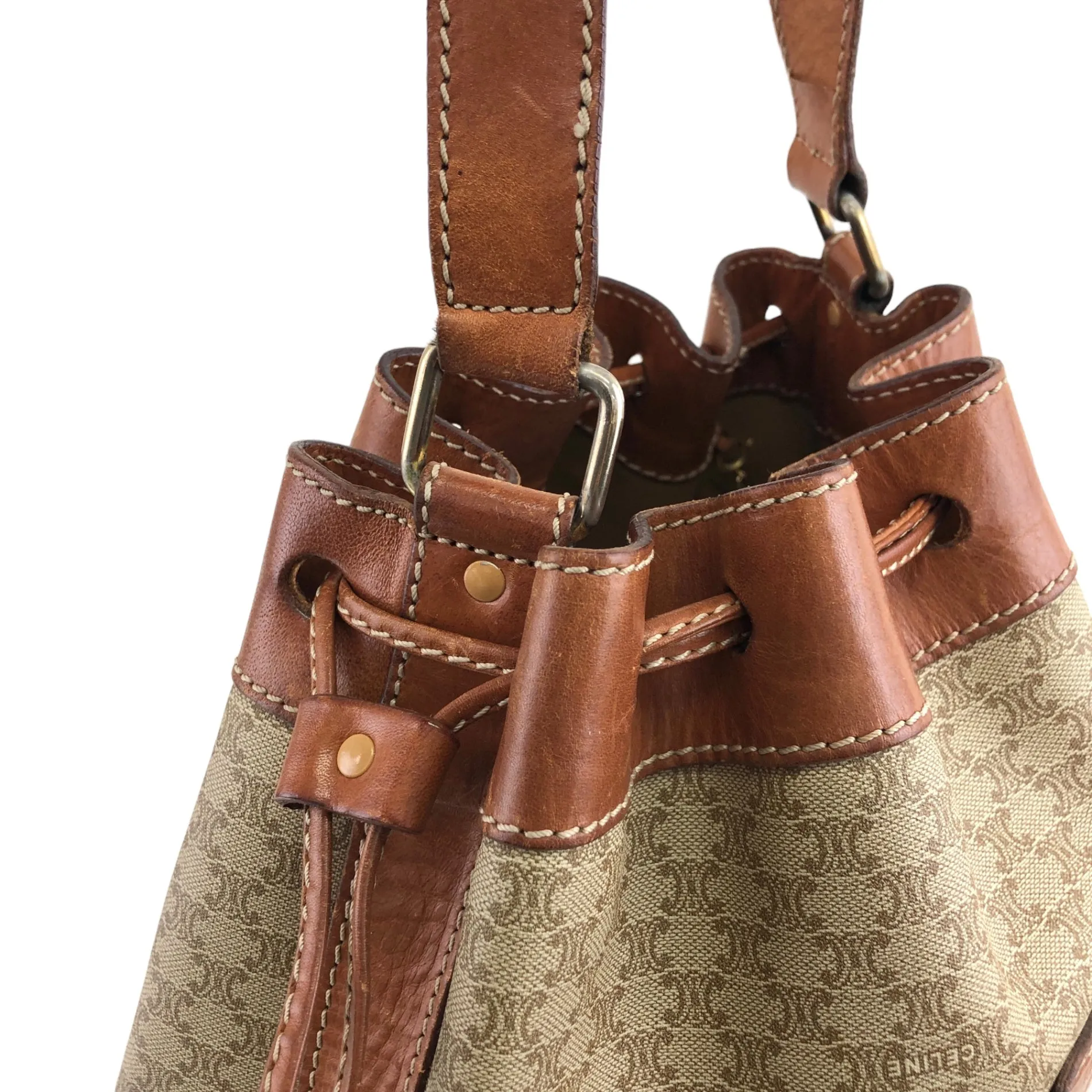 CELINE Macadam Blason Drawstring Shoulder bag Beige Vintage ugdzs4