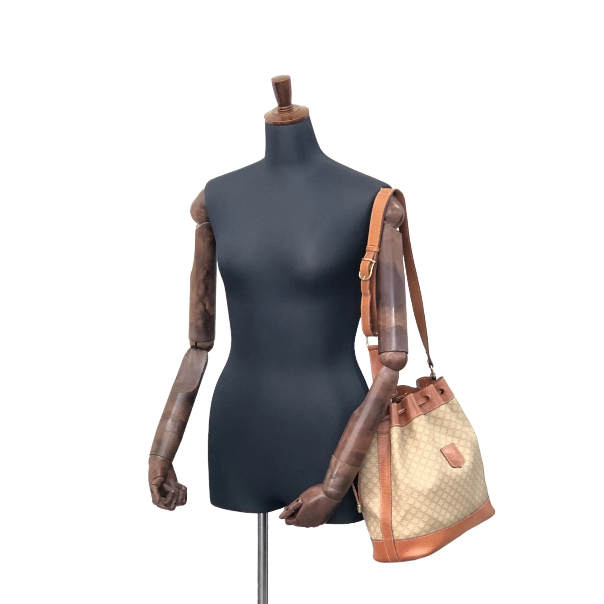 CELINE Macadam Blason Drawstring Shoulder bag Beige Vintage ugdzs4