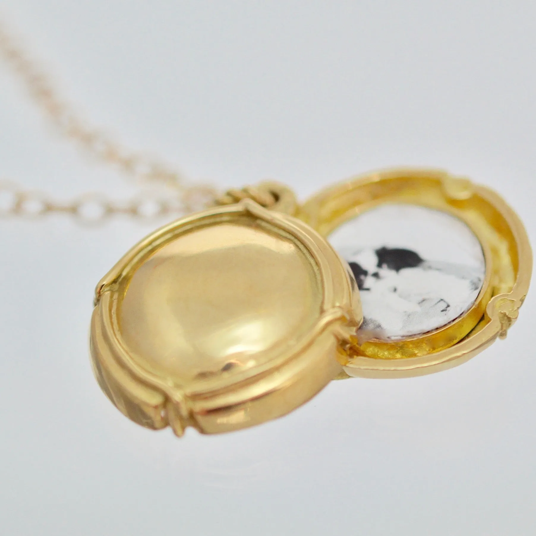 Champers Locket
