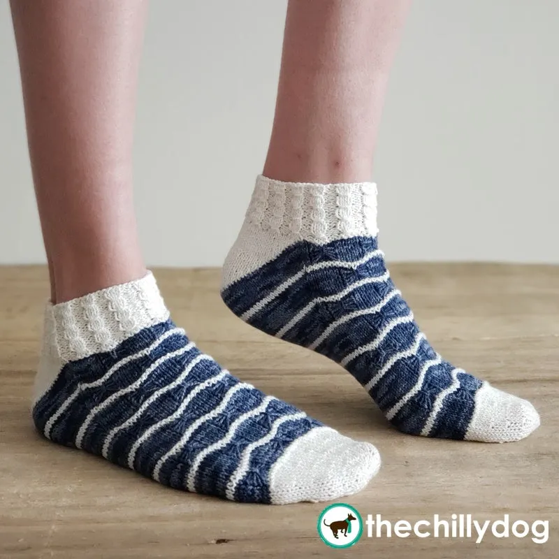Crab Walk Socks: Knitting Pattern PDF