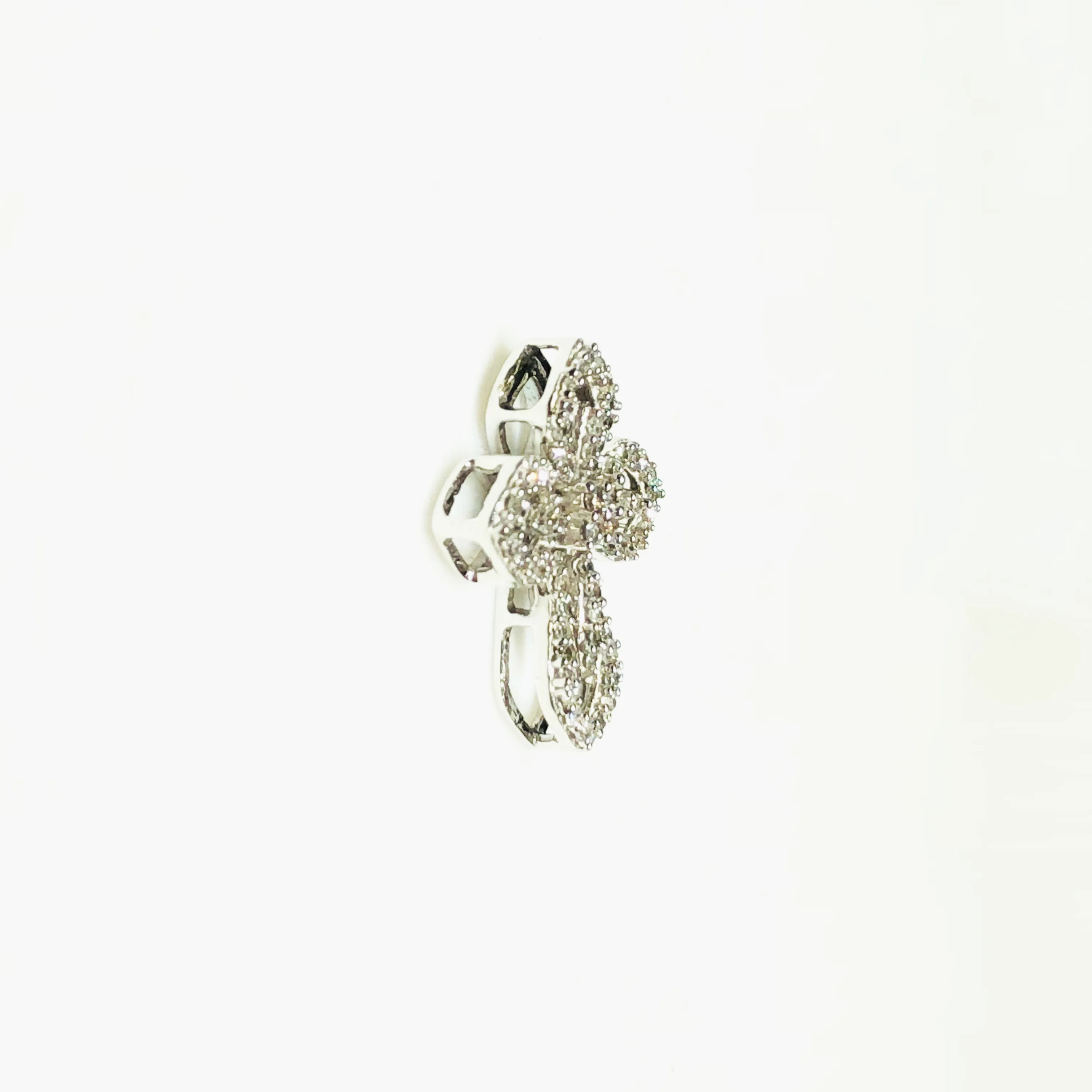 Elegant Diamond Cross (10K)