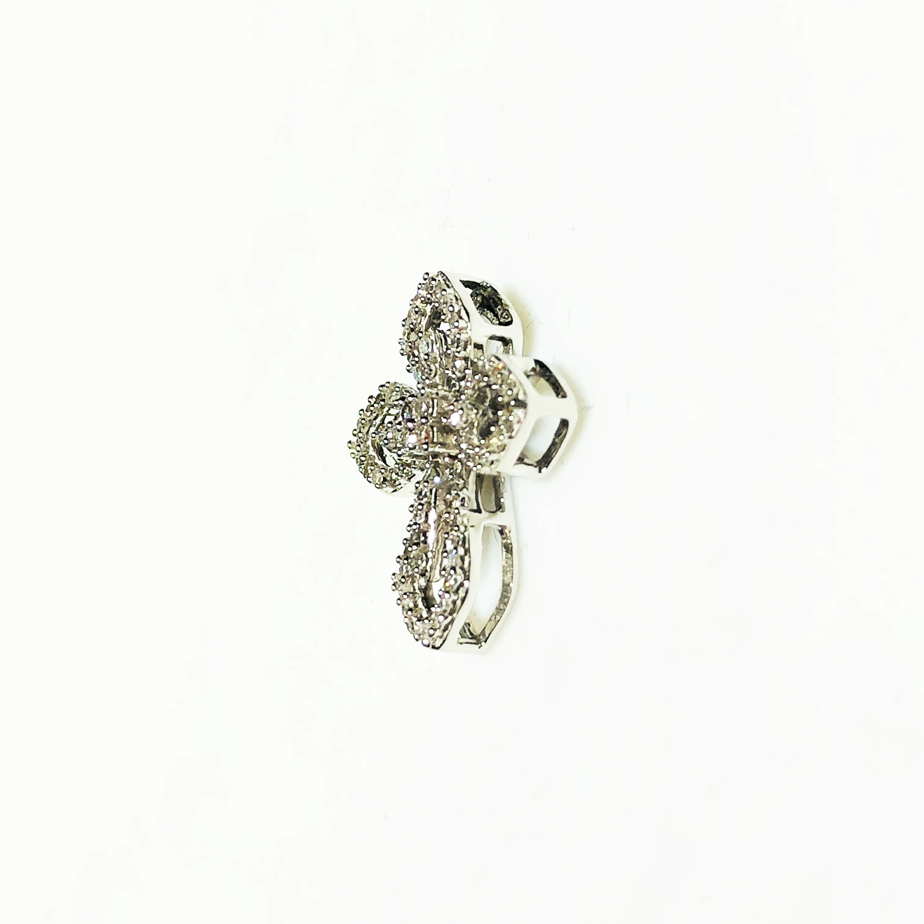 Elegant Diamond Cross (10K)