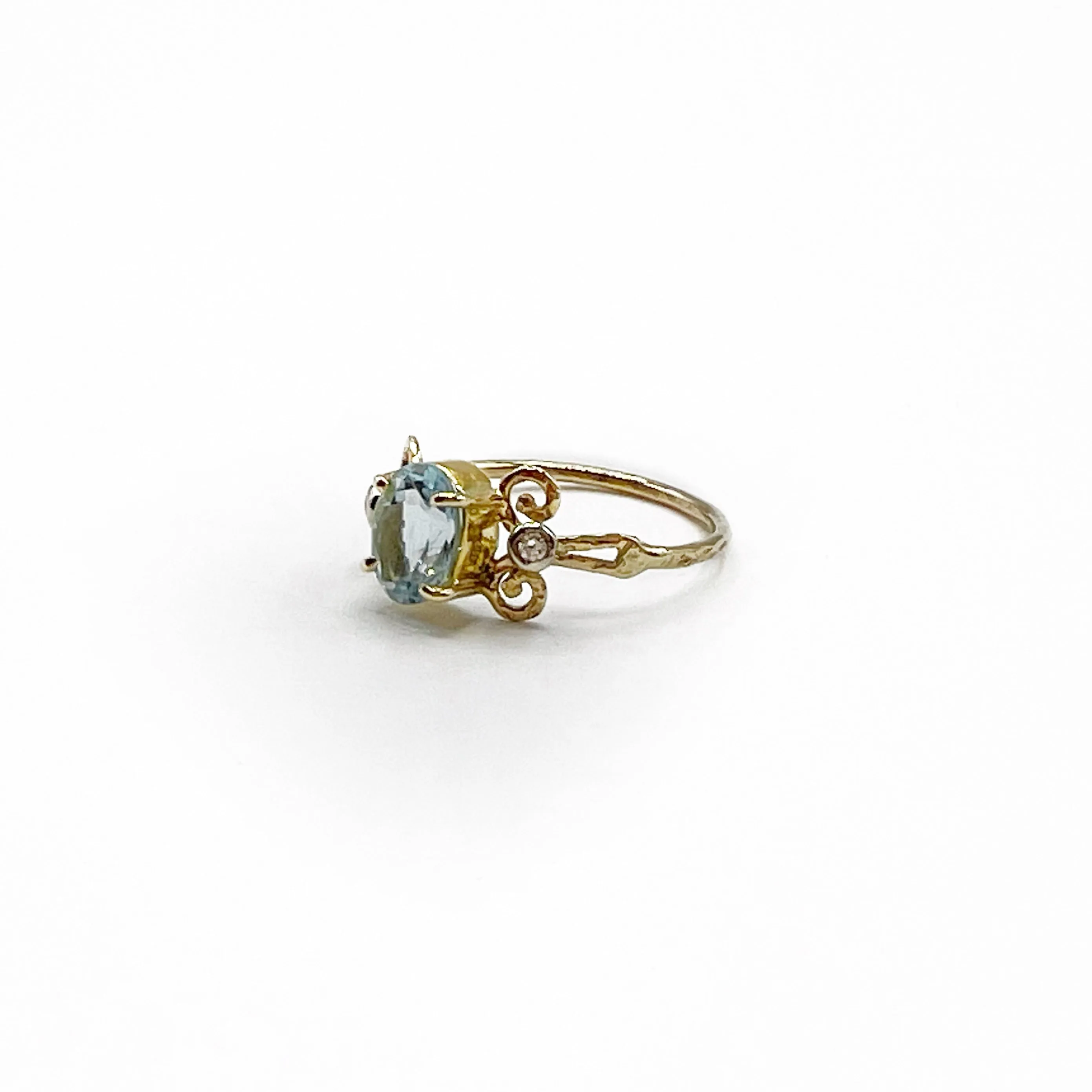 Elegant  Filigree Oval Aquamarine and Diamond Ring