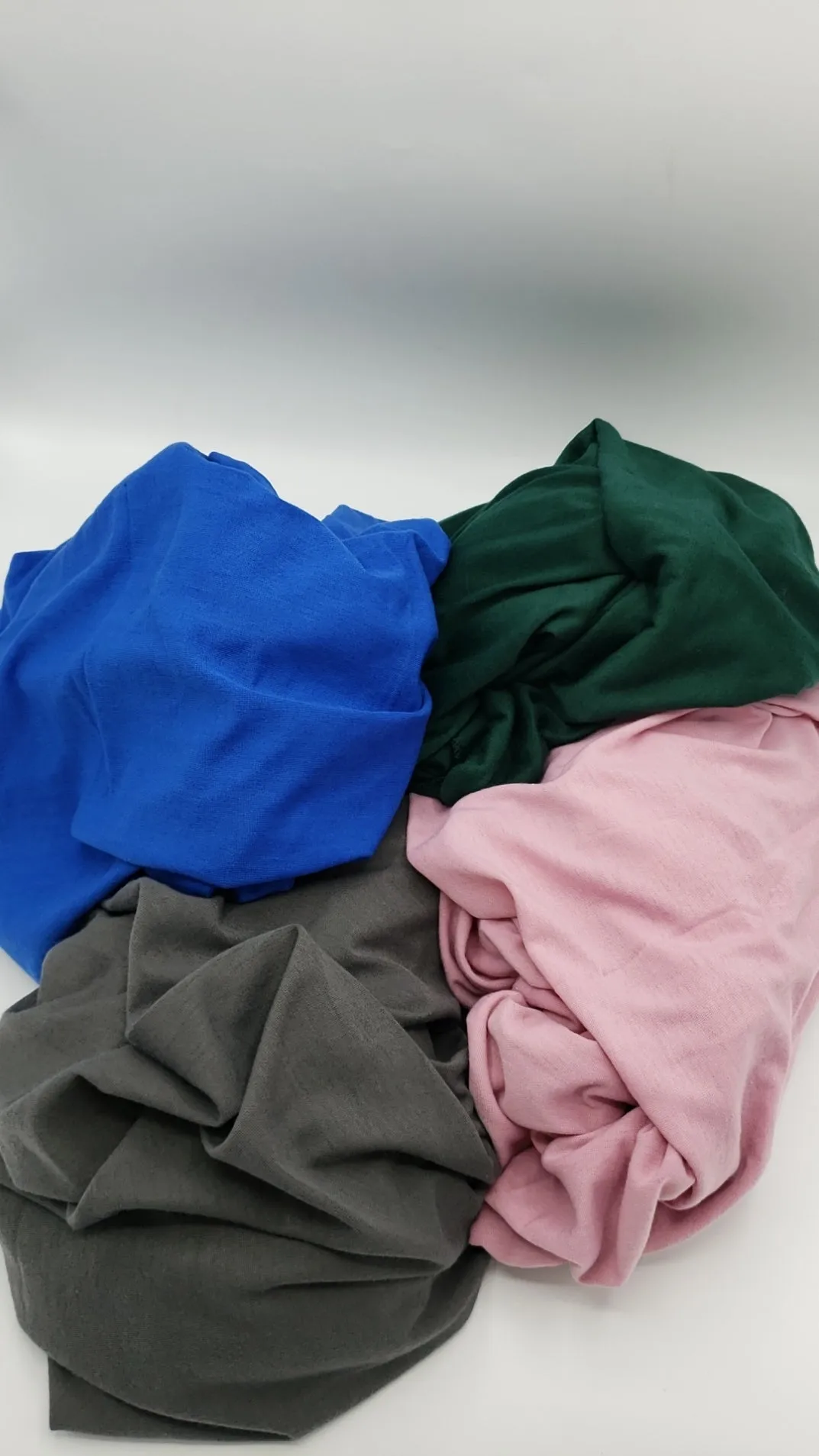 Esi Stretchy scarf