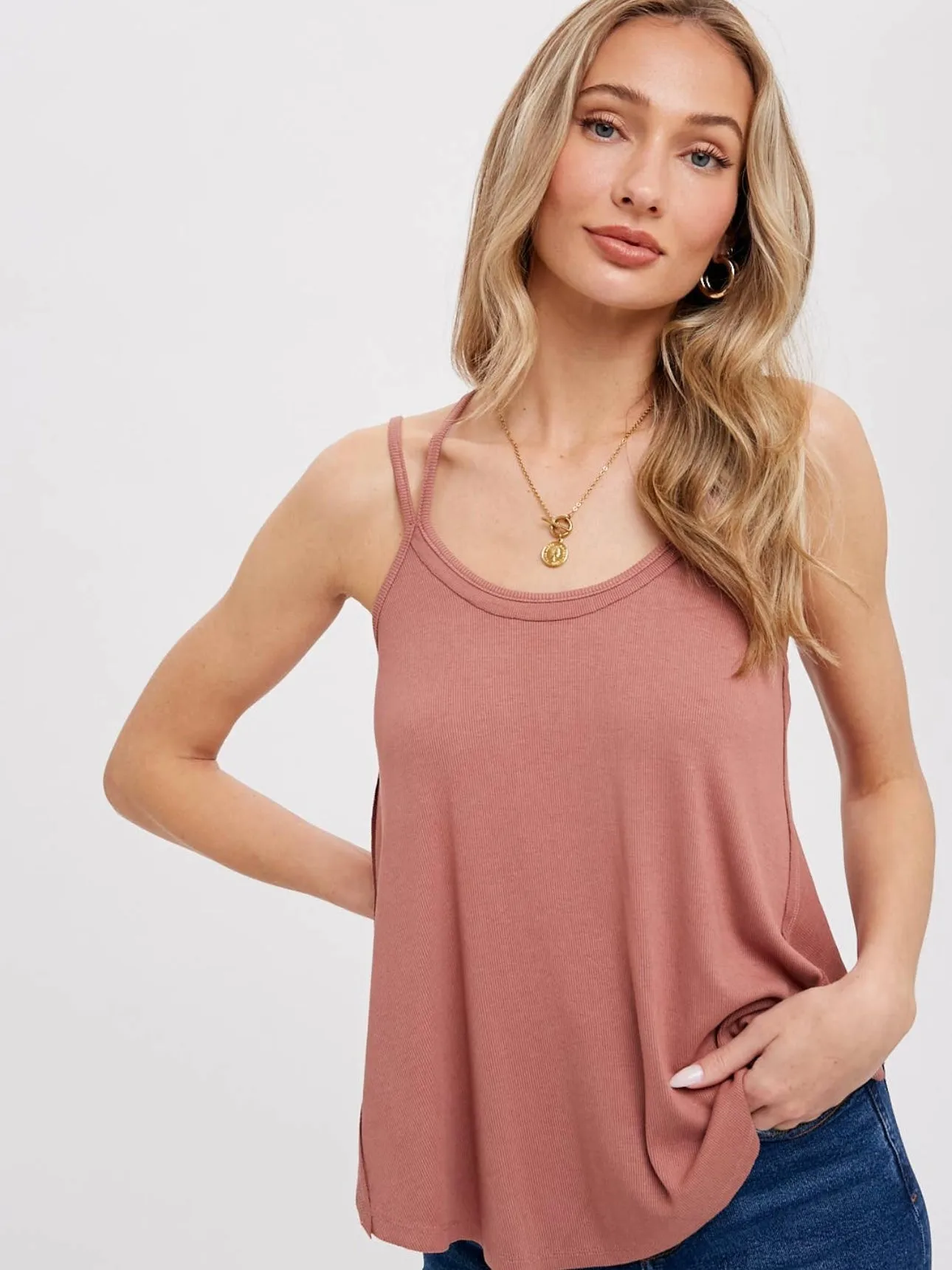 Free Flowing Tank: Marsala