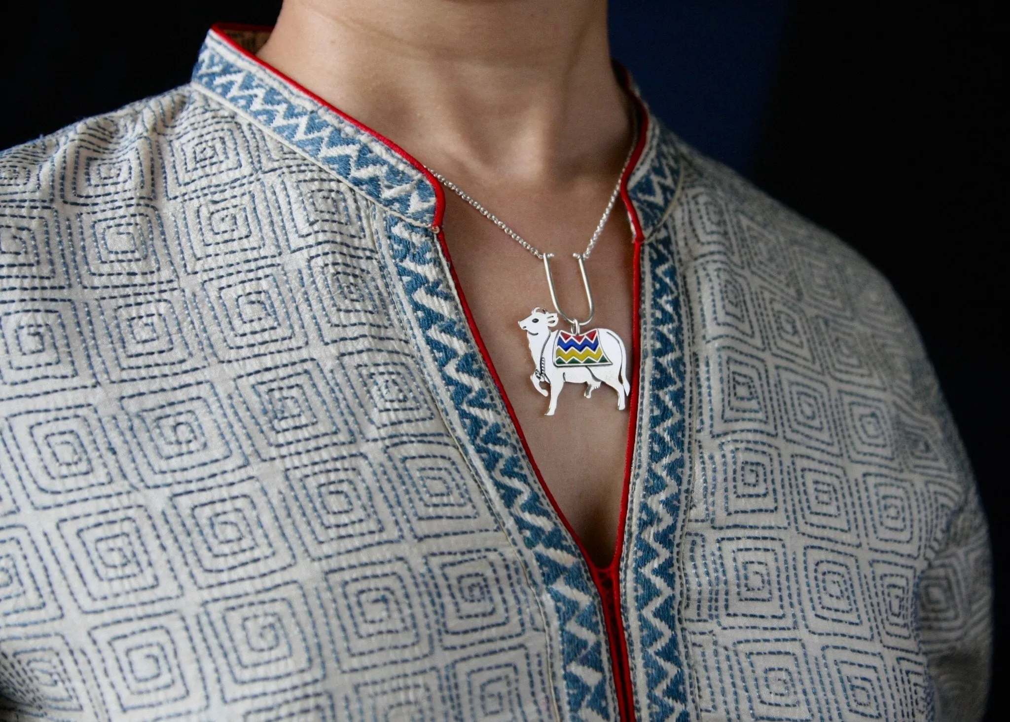 Gorgeous, enamel 'gau' (cow) necklace