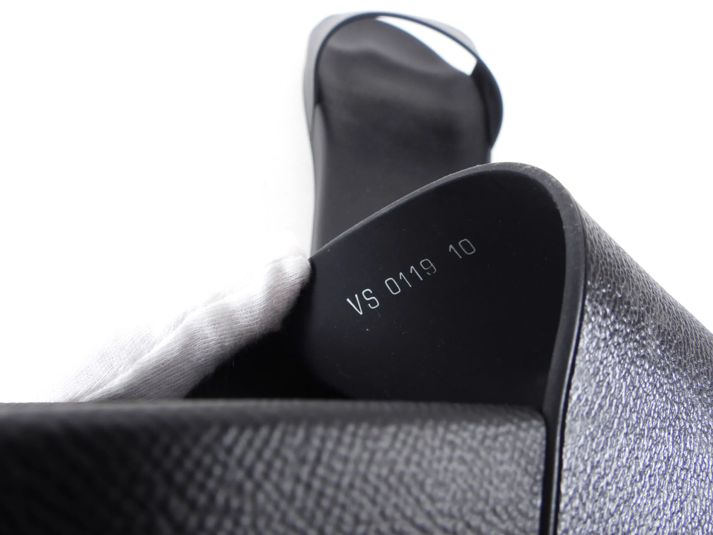 Louis Vuitton Mono Eclipse Slides Size 11