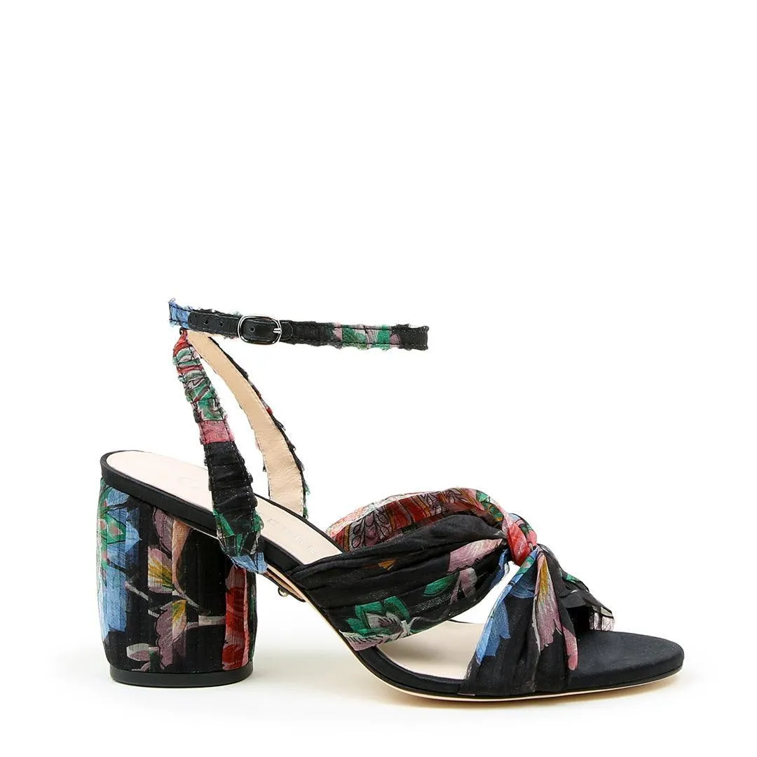 Marilyn in Black Floral