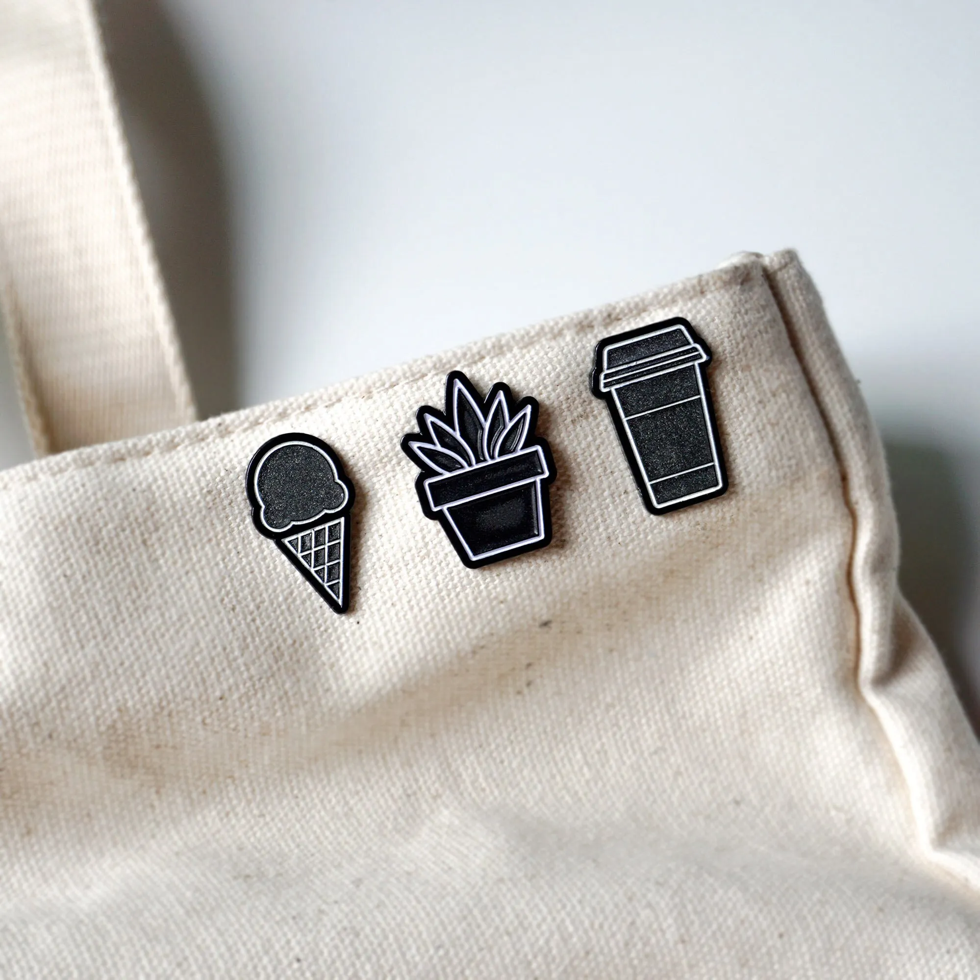 Minimalist Succulent Lapel Enamel Pin
