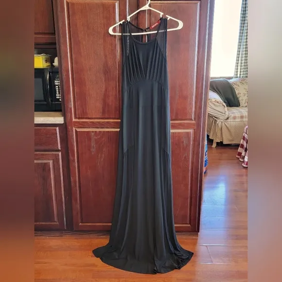 Miusol Elegant Black Formal Dress Size Medium