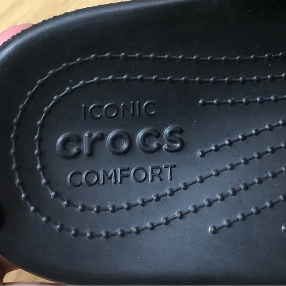 New Crocs Camo Printed Slides Men Size 13M.