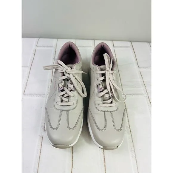 New Rockport lilac leather sneakers size 7.5