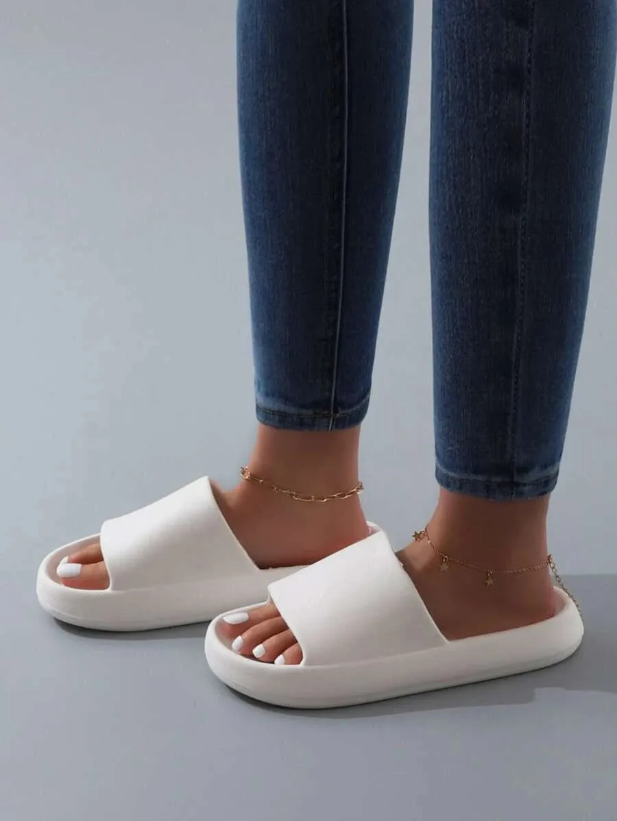 New Women's Shein Minimalist Single Band Slides in White, Sz 8! HOT COLOUR! Rated 4.91 out of 5 stars!!