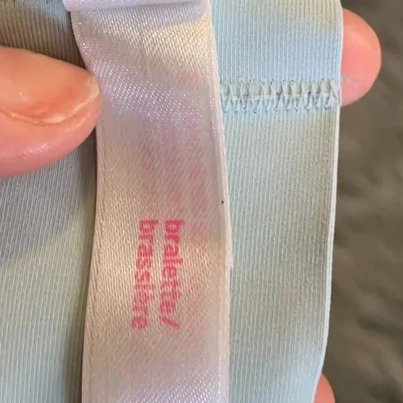 NWOT Victoria’s Secret‎ PINK Strappy Bralette, Med
