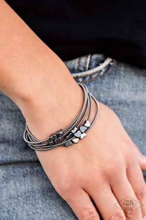 Paparazzi Charmingly Cupid Bracelet Black