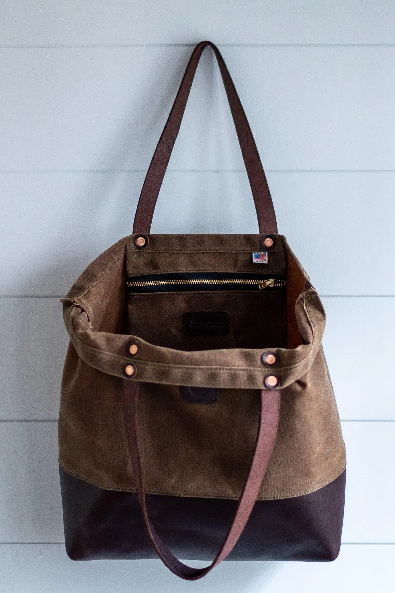 Private Label Field & Boat Tote