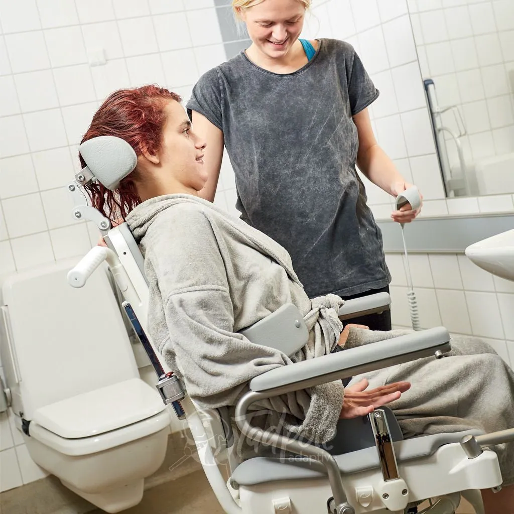 R82 Heron Toilet and Bathing Seat