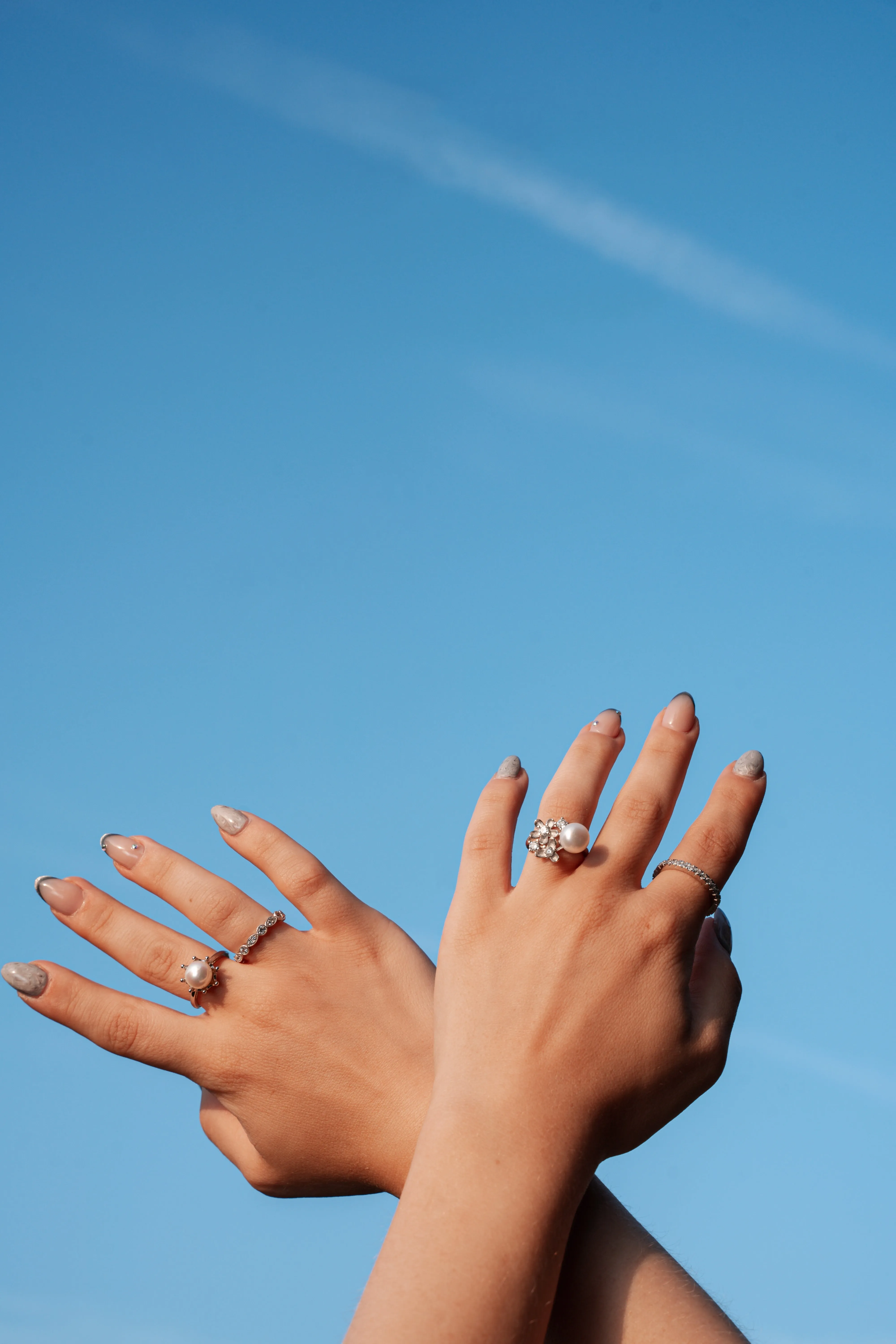 Real Elegant Pearle Ring White