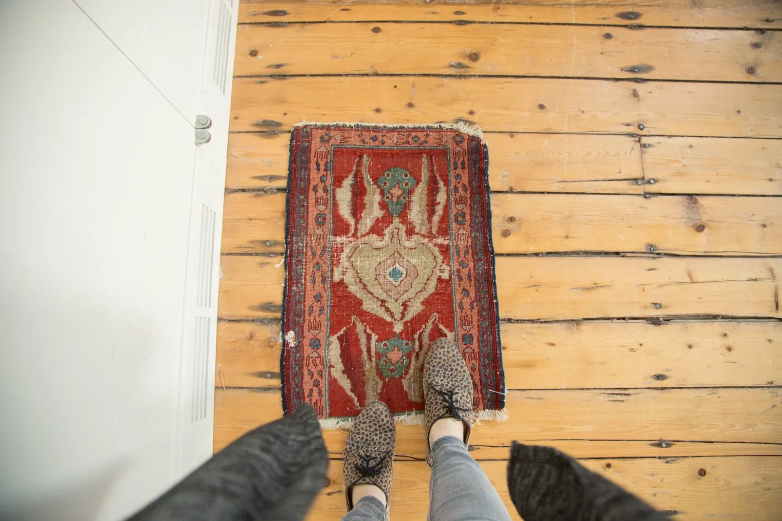 RESERVED 1.5x2 Antique Serapi Square Rug Mat