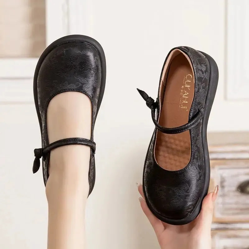 Sienna | Strappy Retro Flats for Effortless Everyday Chic