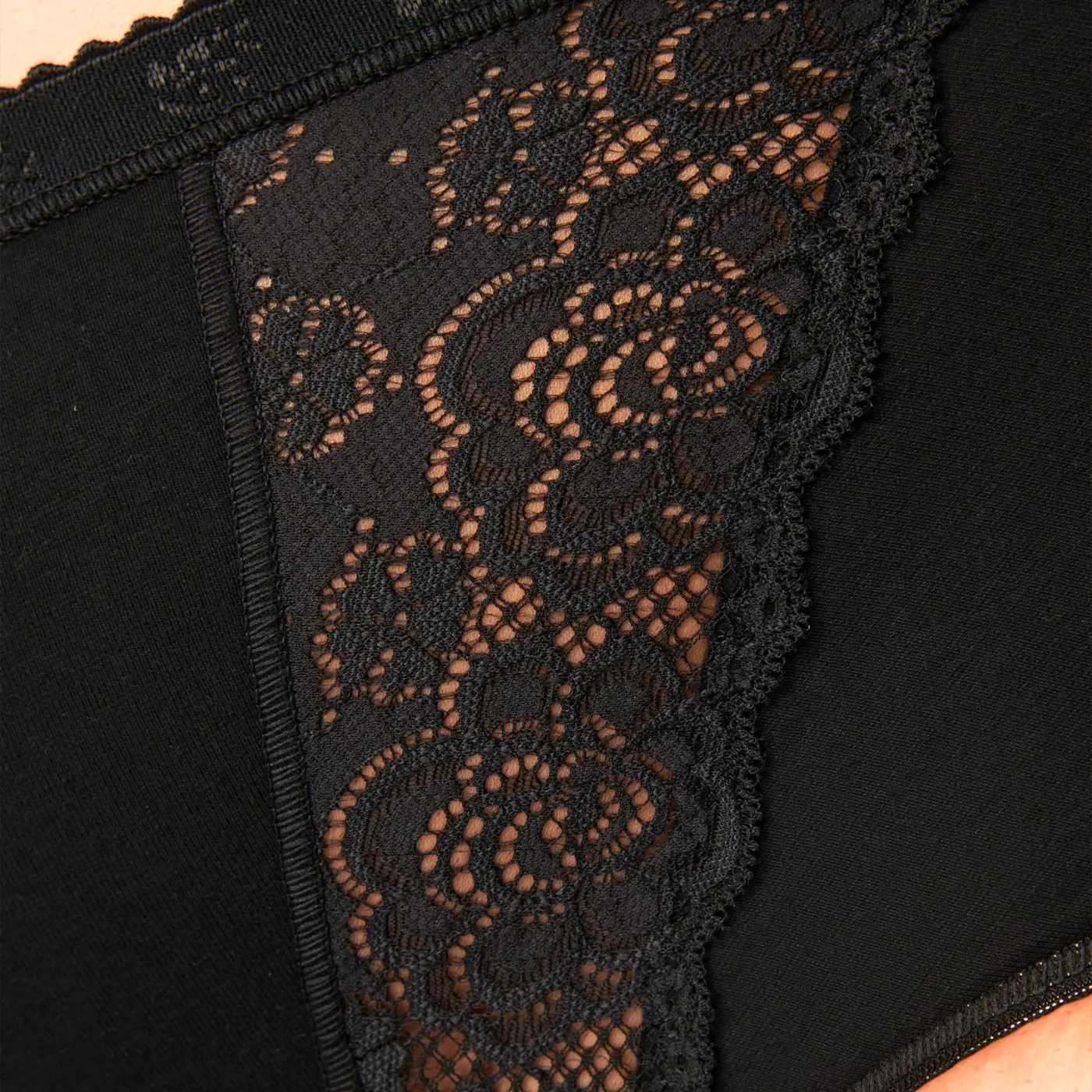 Sloggi Chic Maxi 4 Pack Brief | Black