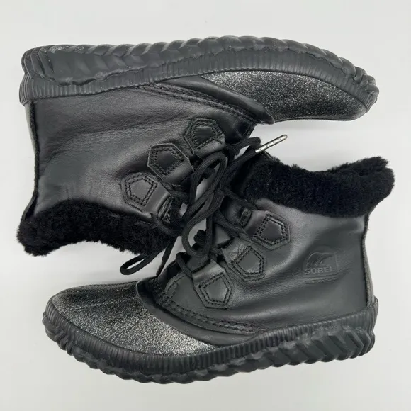 Sorel Out N About Plus Lux Womens Black Leather Lace Up Ankle Boot Size 7.5