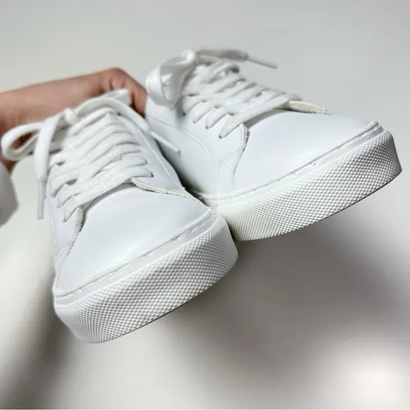 Steve Madden Ravia White Leather Sneakers Silver Tab Faux Leather Vegan Minimal