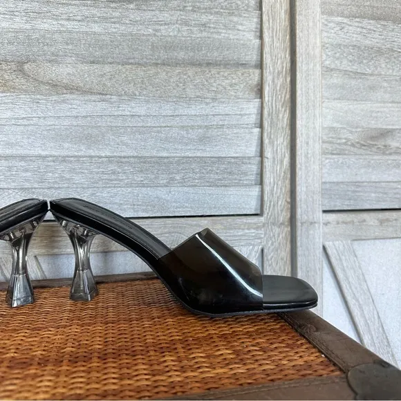 SUPERDOWN JACEY HEEL IN BLACK