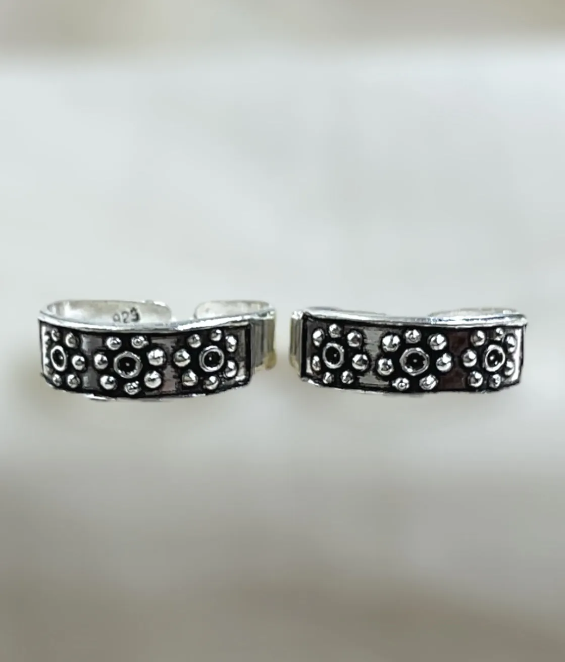 The Janya Silver Toe-Rings