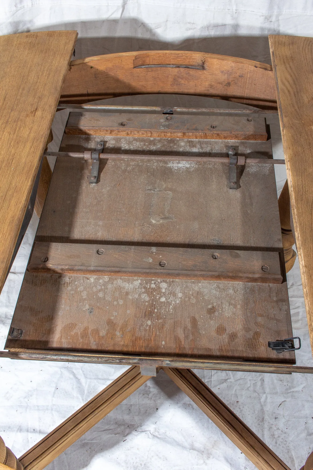 Vintage French Oak Butterfly Leaf Table